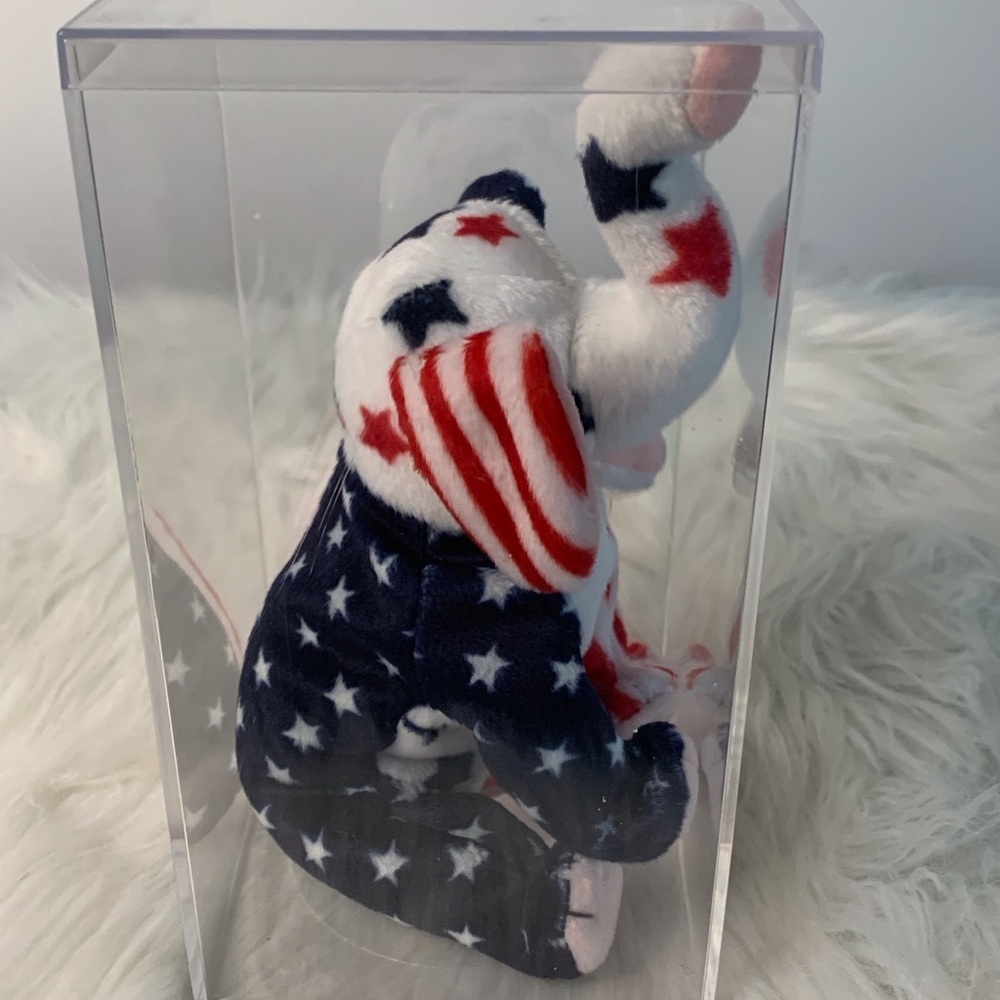 Ty (13) Righty 2000 Red and White Stuffed Animal Plush Toy - Picture 14 of 15